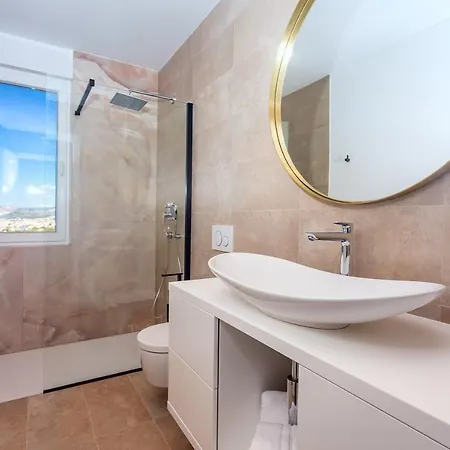 Villa Luxurius Aria With Heated 45sqm Pool, Jacuzzi And Seaview *