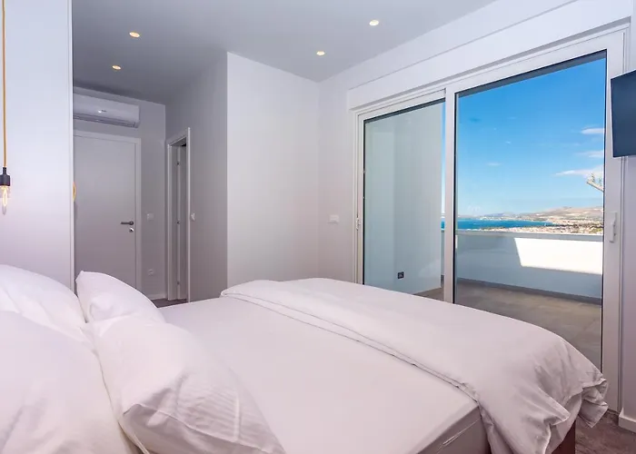 Luxurius Aria With Heated 45sqm Pool, Jacuzzi And Seaview * Kaštela